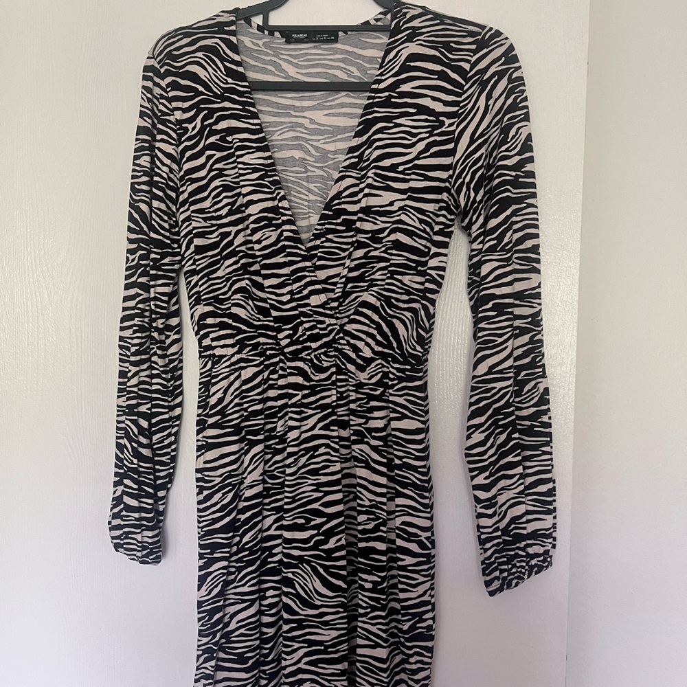 Pull&Bear Black and White Mini Dress